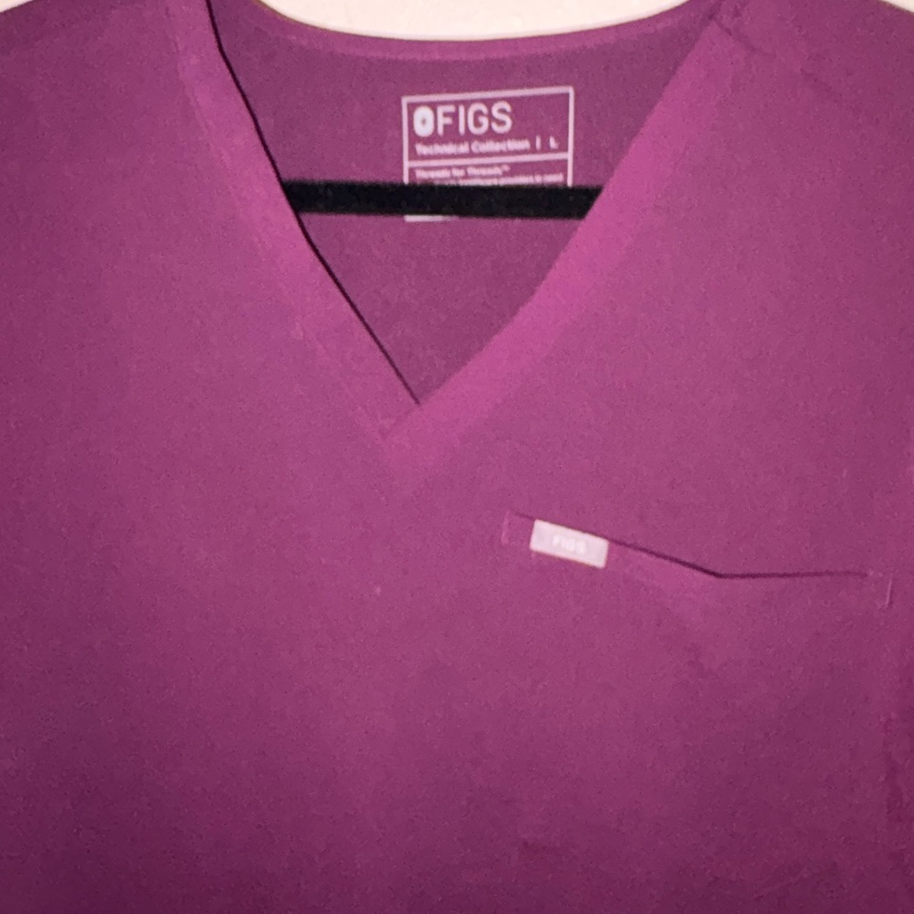 Figs Women's V-Neck Top Dark Purplish - Picture 3 of 8
